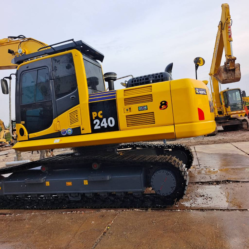 Komatsu PC 240 LC-8 - מחפר סורק: תמונה 3 Komatsu PC 240 LC-8 - מחפר סורק: תמונה 3