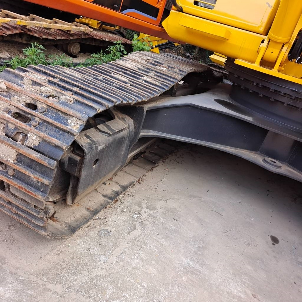 Komatsu PC 300 - מחפר סורק: תמונה 4 Komatsu PC 300 - מחפר סורק: תמונה 4