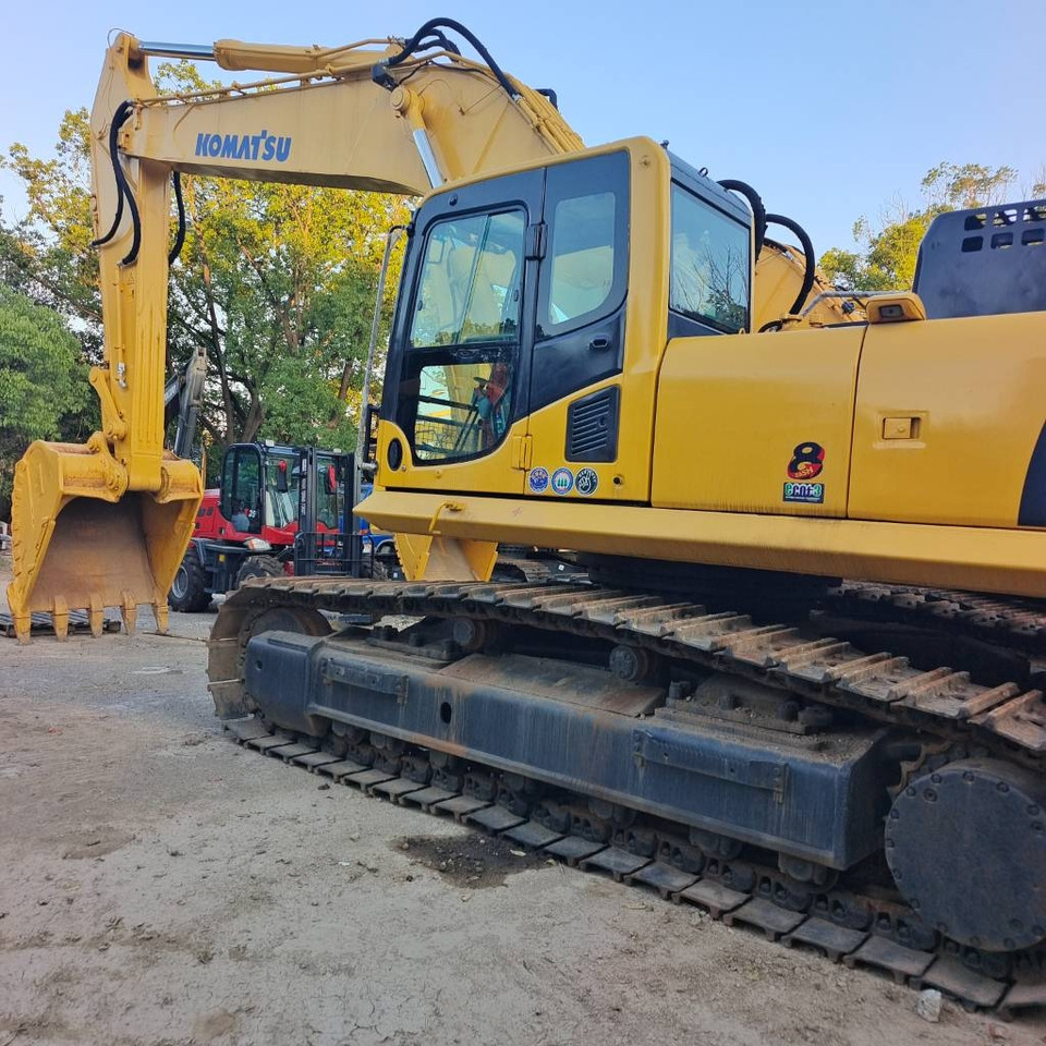 Komatsu PC 450 - מחפר סורק: תמונה 1 Komatsu PC 450 - מחפר סורק: תמונה 1