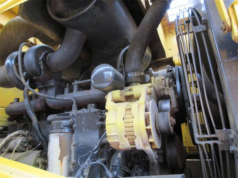 מעמיס גלגלים Komatsu WA 380: תמונה 8