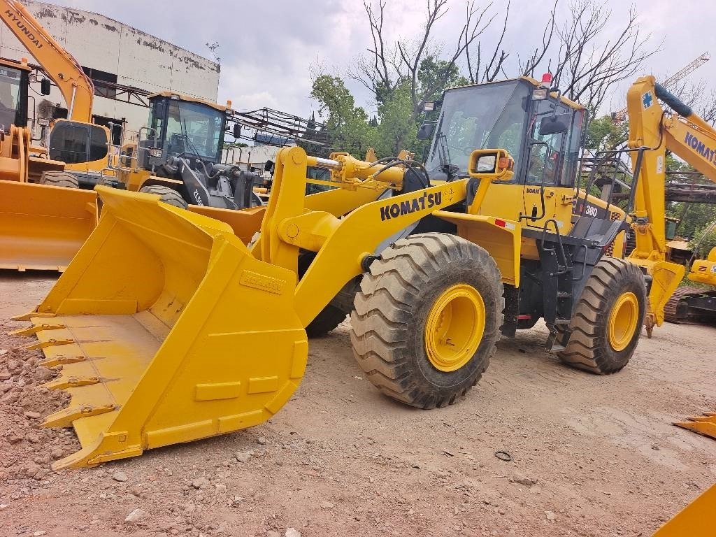 Komatsu WA 380 - מחפר סורק: תמונה 3 Komatsu WA 380 - מחפר סורק: תמונה 3