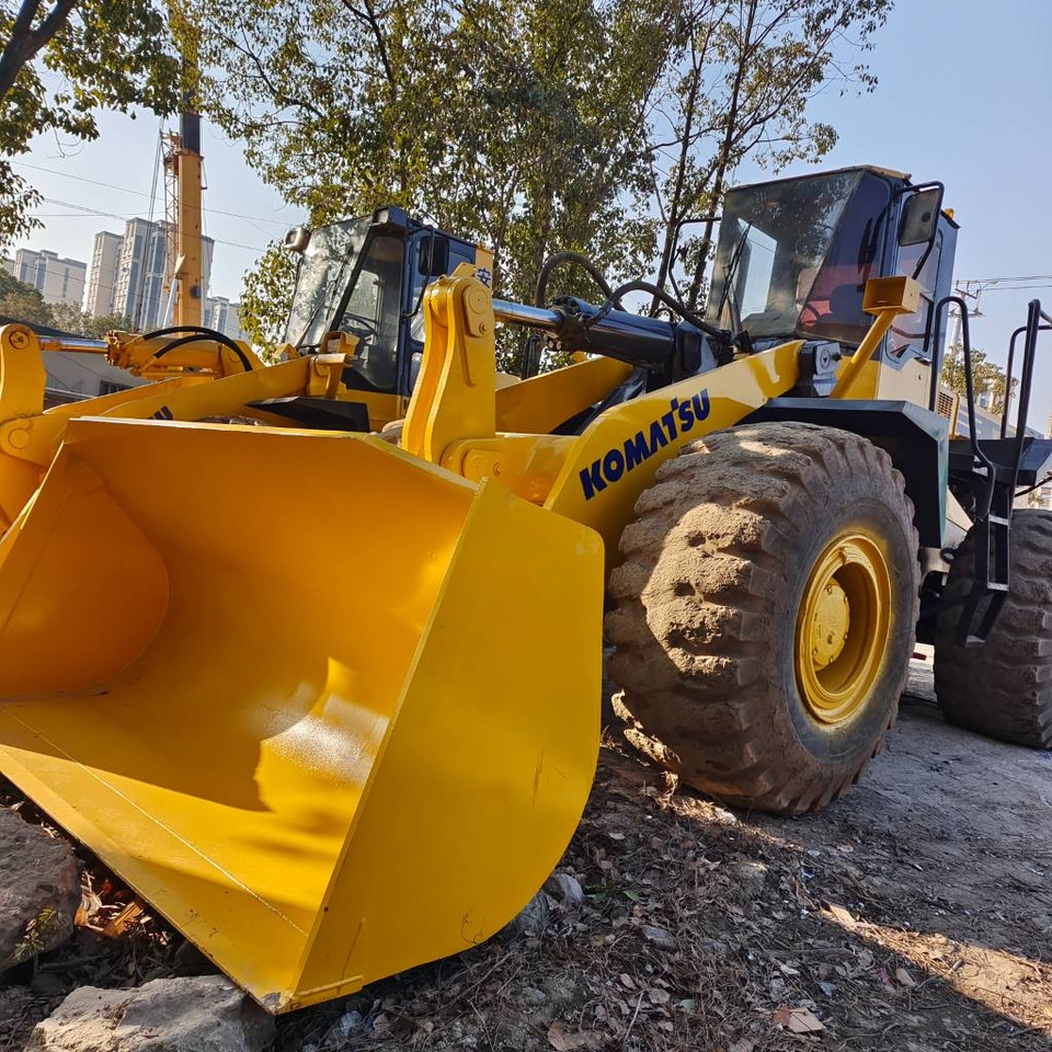 Komatsu WA 470-6 - מעמיס גלגלים: תמונה 1 Komatsu WA 470-6 - מעמיס גלגלים: תמונה 1