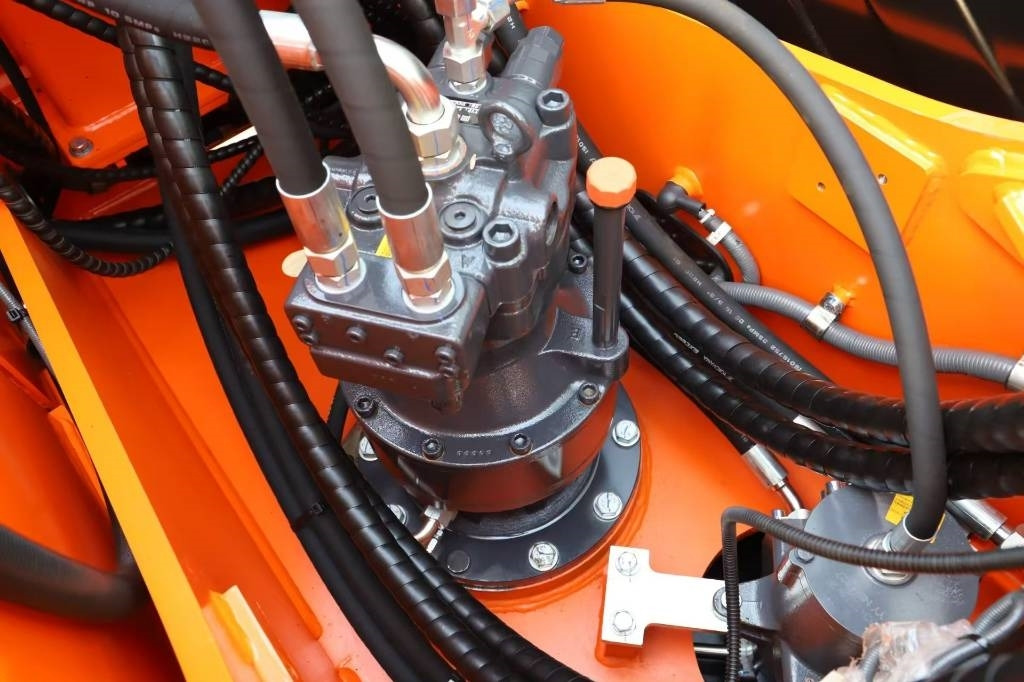 Lonking LG 6135 G4 100% new machine - מחפר סורק: תמונה 5 Lonking LG 6135 G4 100% new machine - מחפר סורק: תמונה 5