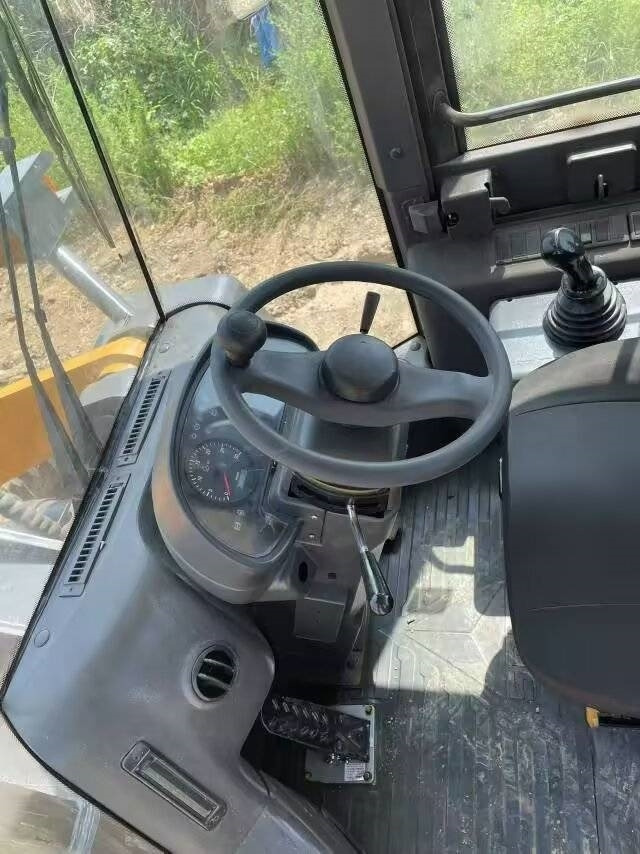 SDLG LG 956L - מעמיס גלגלים: תמונה 2 SDLG LG 956L - מעמיס גלגלים: תמונה 2