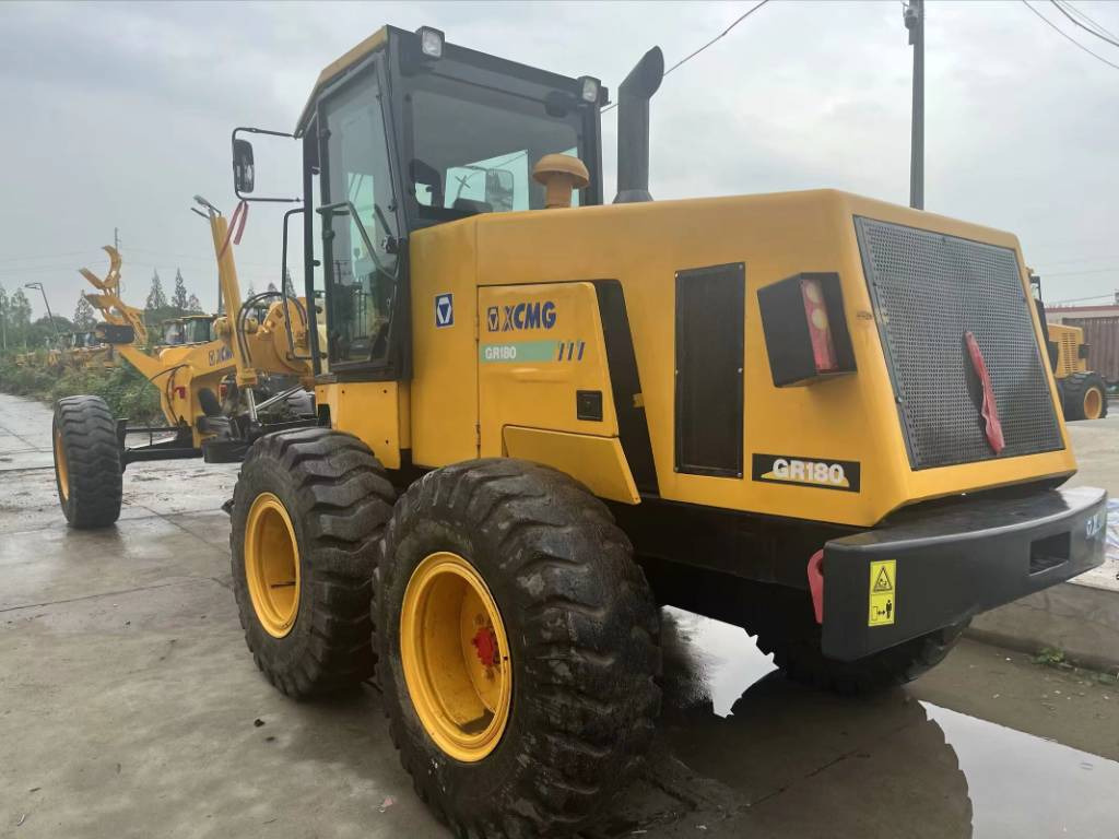XCMG GR 180 - מפלסת: תמונה 1 XCMG GR 180 - מפלסת: תמונה 1