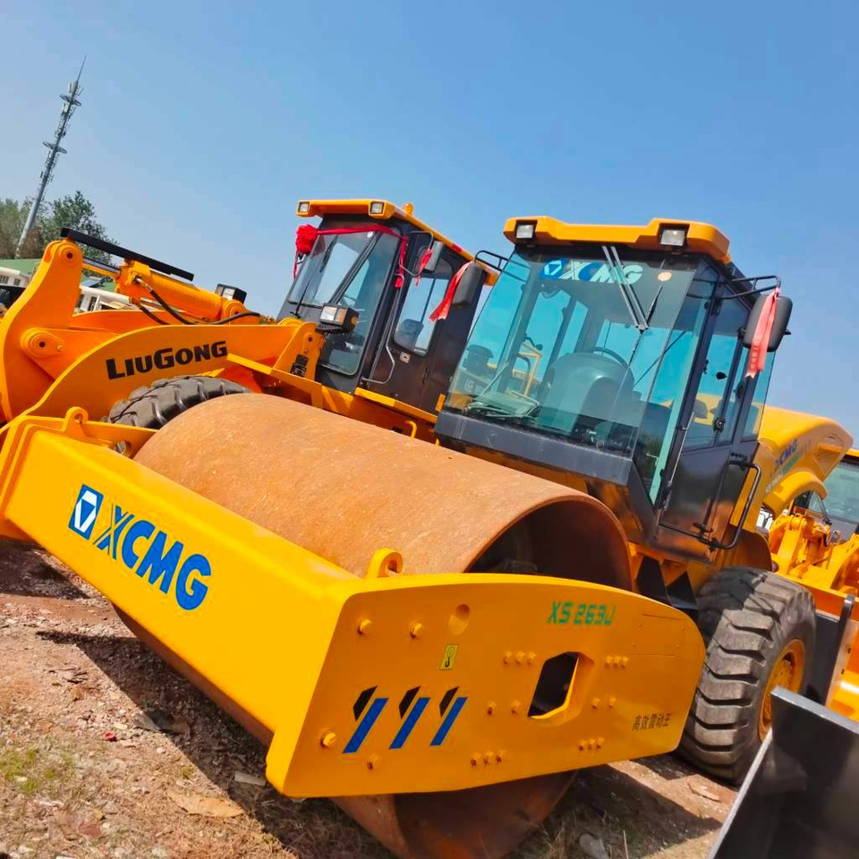 XCMG XS263J - מדחס: תמונה 1 XCMG XS263J - מדחס: תמונה 1