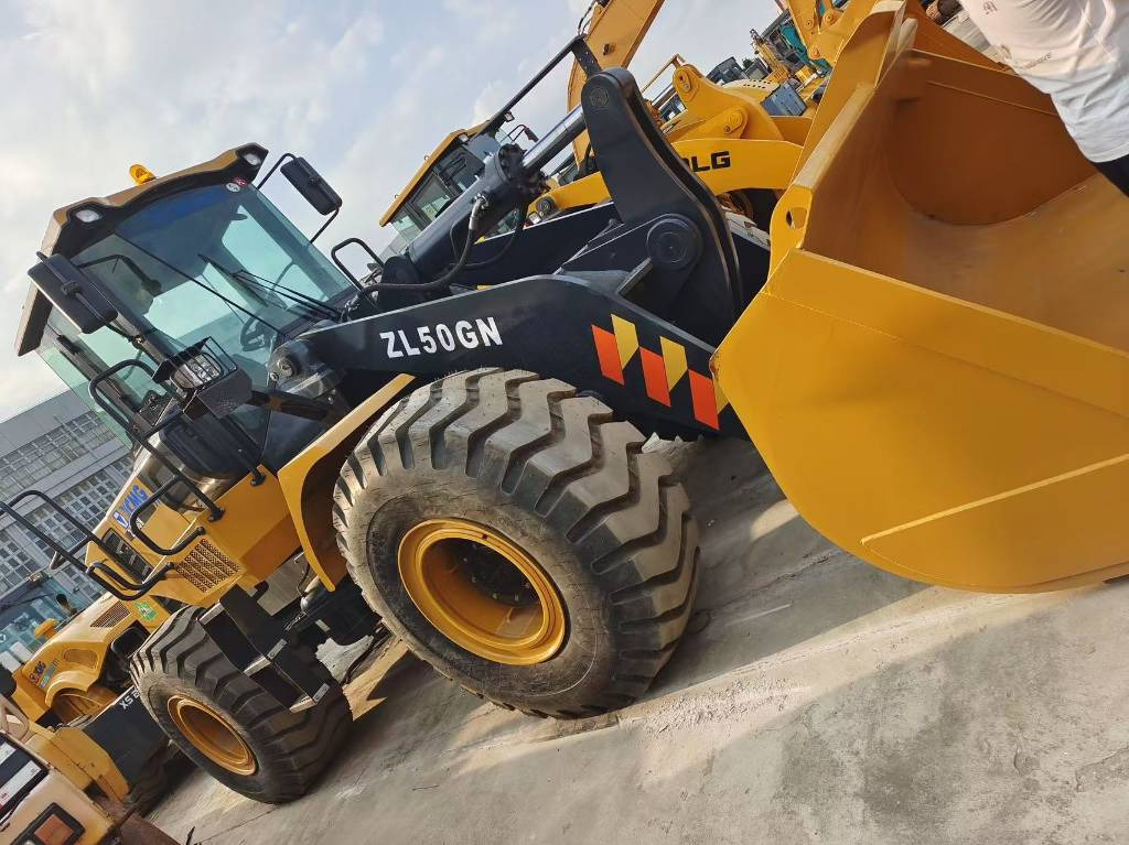 XCMG ZL 50 GN - מעמיס גלגלים: תמונה 5 XCMG ZL 50 GN - מעמיס גלגלים: תמונה 5