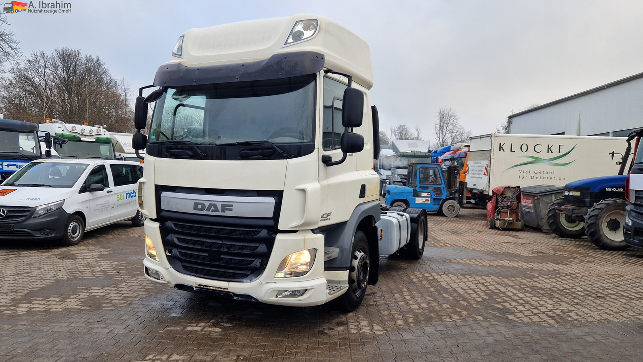 Daf CF 440 Hochdach deutsches Fahrzeug, fehlerfrei im Display - יחידת טרקטור: תמונה 1 Daf CF 440 Hochdach deutsches Fahrzeug, fehlerfrei im Display - יחידת טרקטור: תמונה 1