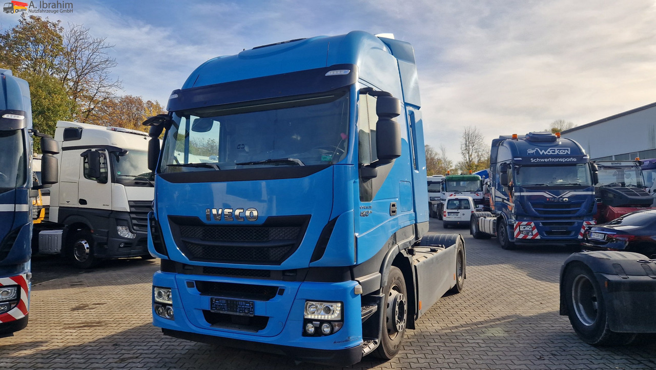 Iveco Stralis 460 Vollspoiler 3x vorhanden - יחידת טרקטור: תמונה 1 Iveco Stralis 460 Vollspoiler 3x vorhanden - יחידת טרקטור: תמונה 1
