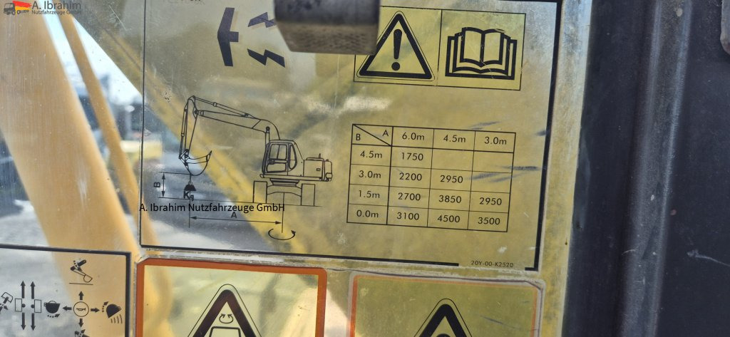 Komatsu PC 210 Zustand gut, UVV 12 25 - מחפר סורק: תמונה 2 Komatsu PC 210 Zustand gut, UVV 12 25 - מחפר סורק: תמונה 2