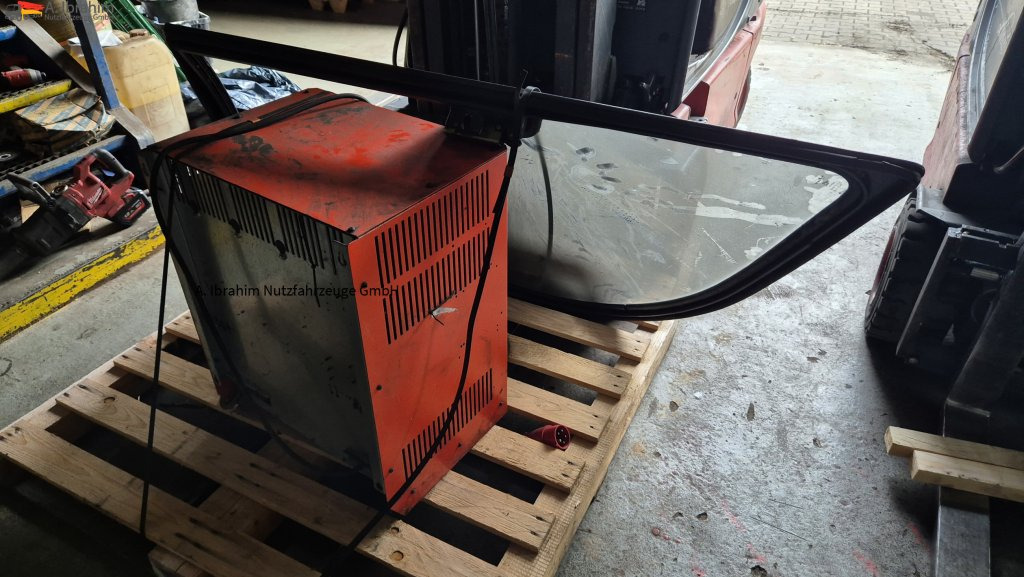 Linde E18 P Triplexmast Hubhöhe 6.60 m lt. Traglastdiagramm - מלגזה חשמלית: תמונה 5 Linde E18 P Triplexmast Hubhöhe 6.60 m lt. Traglastdiagramm - מלגזה חשמלית: תמונה 5