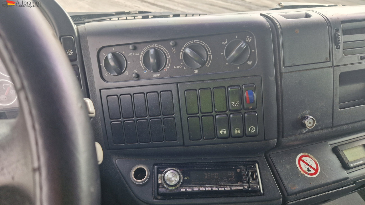 MAN 8.180 Thermokingkühlung - 30 ° voll fahrbereit - משאית קירור: תמונה 2 MAN 8.180 Thermokingkühlung - 30 ° voll fahrbereit - משאית קירור: תמונה 2