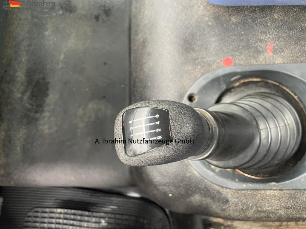 MAN L2000 Rost ja (Aufbau), sonst Zustand gut - כלי רכב מסחרי מזהיר: תמונה 4 MAN L2000 Rost ja (Aufbau), sonst Zustand gut - כלי רכב מסחרי מזהיר: תמונה 4