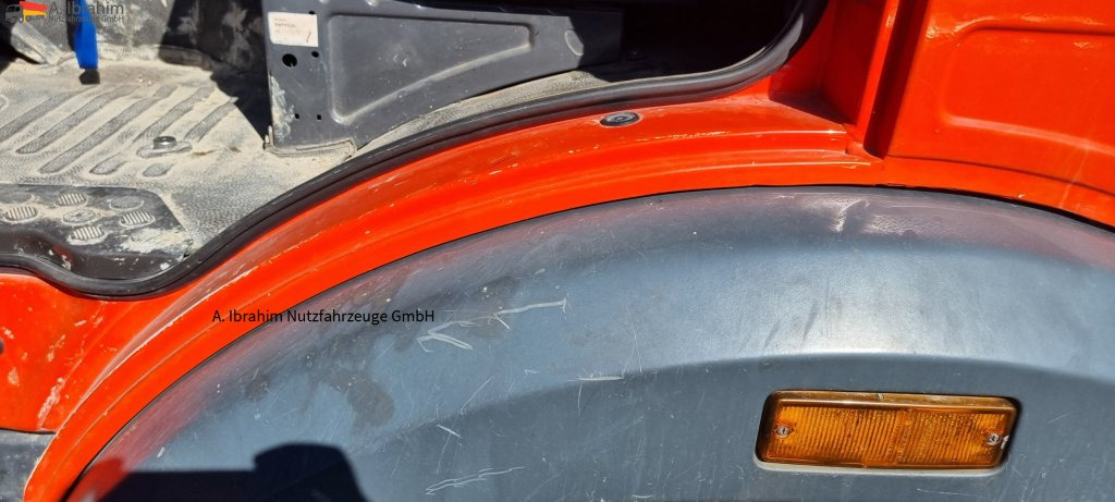 Mercedes-Benz 1722 Dachdeckerkran Cormach 30000 TECH, - משאית מנוף, משאית צד נופל/ שטוחה: תמונה 4 Mercedes-Benz 1722 Dachdeckerkran Cormach 30000 TECH, - משאית מנוף, משאית צד נופל/ שטוחה: תמונה 4