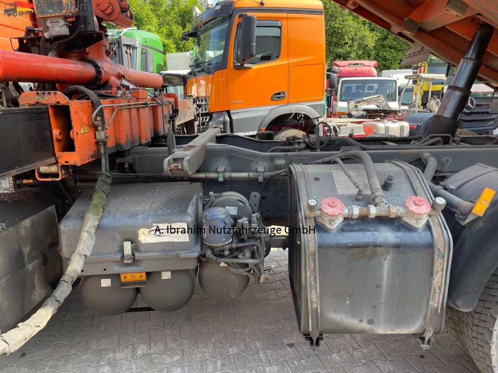 Mercedes-Benz 1836 Meiller 3-Seiten Kipper, Kran Atlas Atlas 125.2 A2 mit Funk FB - מזהיר, משאית מנוף: תמונה 5 Mercedes-Benz 1836 Meiller 3-Seiten Kipper, Kran Atlas Atlas 125.2 A2 mit Funk FB - מזהיר, משאית מנוף: תמונה 5