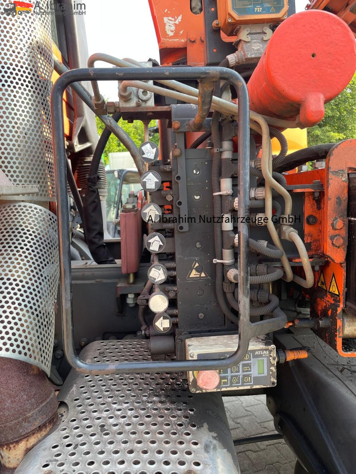 Mercedes-Benz 1836 Meiller 3-Seiten Kipper, Kran Atlas Atlas 125.2 A2 mit Funk FB - מזהיר, משאית מנוף: תמונה 4 Mercedes-Benz 1836 Meiller 3-Seiten Kipper, Kran Atlas Atlas 125.2 A2 mit Funk FB - מזהיר, משאית מנוף: תמונה 4