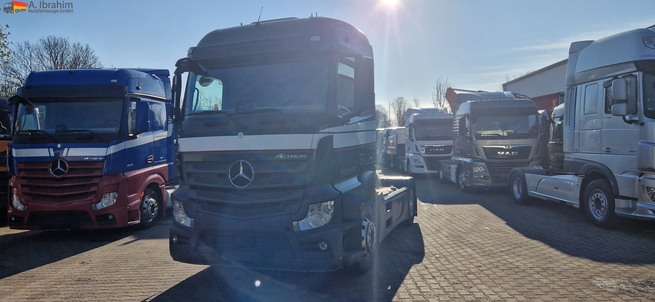 Mercedes-Benz 1840 Actros, 3x vorhanden, identisch - יחידת טרקטור: תמונה 1 Mercedes-Benz 1840 Actros, 3x vorhanden, identisch - יחידת טרקטור: תמונה 1