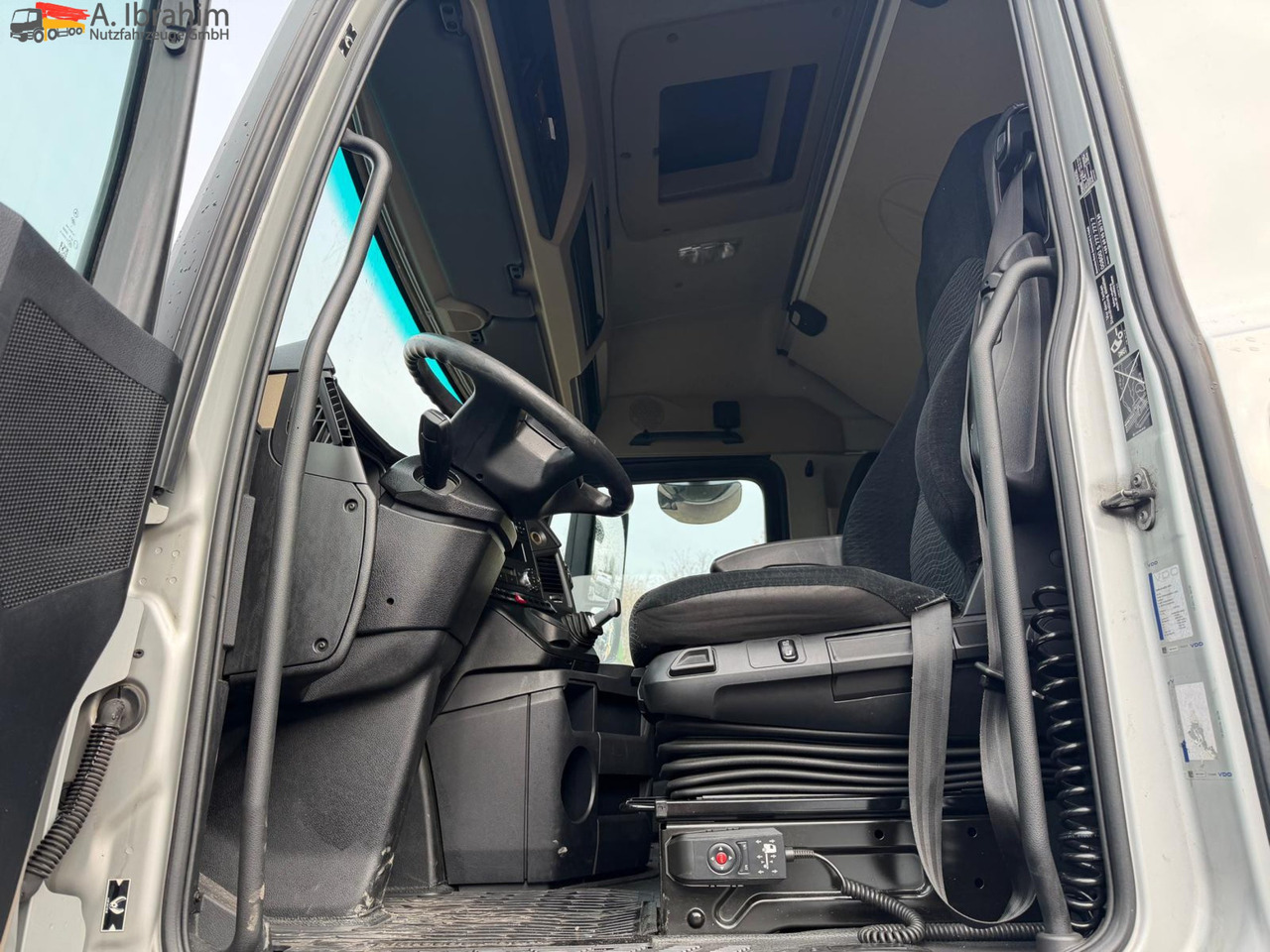 Mercedes-Benz 1842LS Retarder | 4x2 | Klima | Mega - יחידת טרקטור: תמונה 5 Mercedes-Benz 1842LS Retarder | 4x2 | Klima | Mega - יחידת טרקטור: תמונה 5