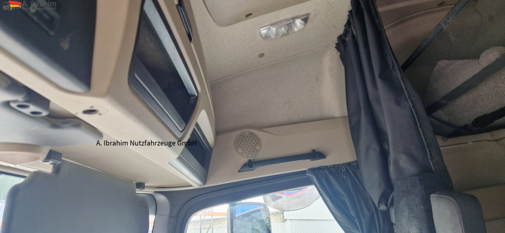 Mercedes-Benz 1843 DB 1843 mit PTU für Kompressor Unfall, bedingt fahrbereit. Video vorh. - יחידת טרקטור: תמונה 2 Mercedes-Benz 1843 DB 1843 mit PTU für Kompressor Unfall, bedingt fahrbereit. Video vorh. - יחידת טרקטור: תמונה 2