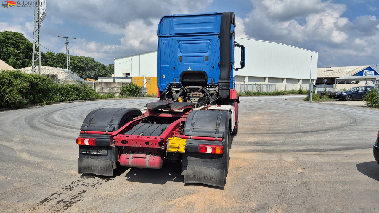 יחידת טרקטור Mercedes-Benz 1843 DB 1843 mit PTU für Kompressor: תמונה 11 יחידת טרקטור Mercedes-Benz 1843 DB 1843 mit PTU für Kompressor: תמונה 11