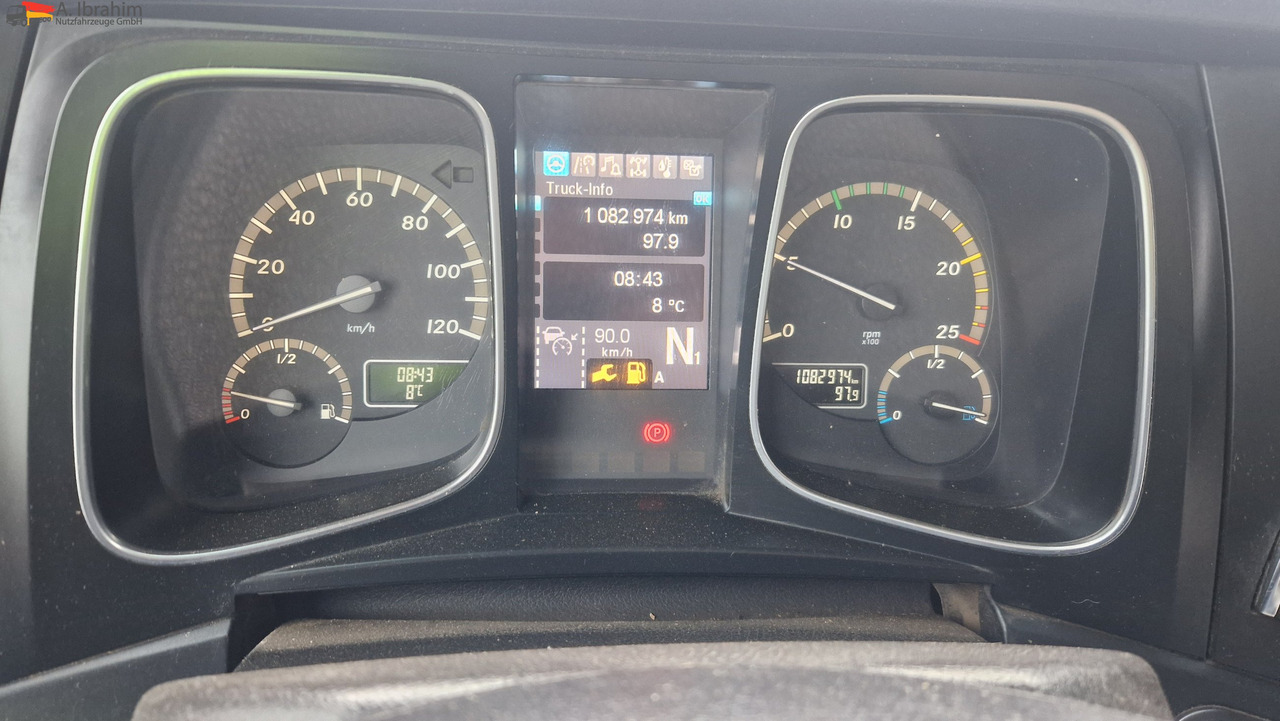 Mercedes-Benz 1843 Kipphydraulik, Standklima - יחידת טרקטור: תמונה 4 Mercedes-Benz 1843 Kipphydraulik, Standklima - יחידת טרקטור: תמונה 4