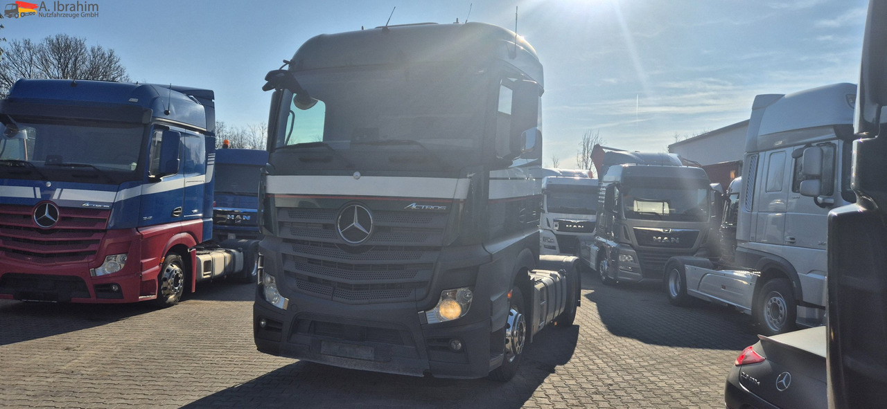 Mercedes-Benz 1843 LS 4x2 mehrfach vorhanden - יחידת טרקטור: תמונה 1 Mercedes-Benz 1843 LS 4x2 mehrfach vorhanden - יחידת טרקטור: תמונה 1
