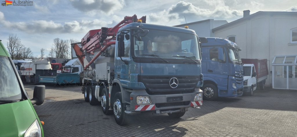 Mercedes-Benz 3241 PM 21-3 Liebherr 7 cbm PUMI Putzmeister Liebherr - משאית משאבת מערבל: תמונה 1 Mercedes-Benz 3241 PM 21-3 Liebherr 7 cbm PUMI Putzmeister Liebherr - משאית משאבת מערבל: תמונה 1