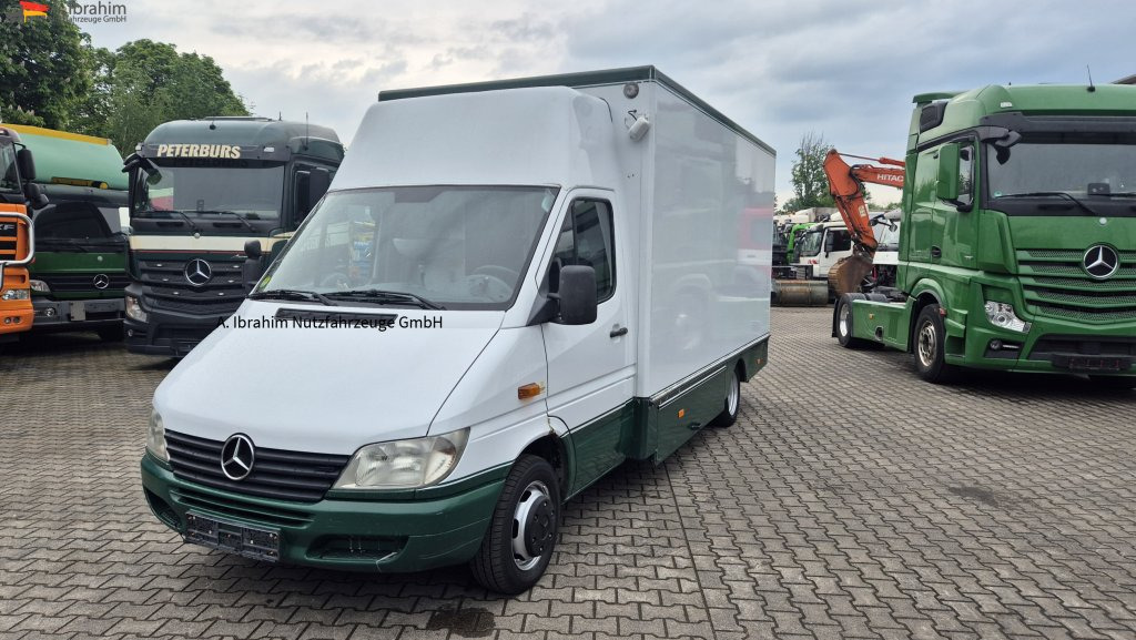 Mercedes-Benz 413 CDI Tiefkühlfächer, autom. Verkaufsklappe Rost ja, Basis ist ok - כלי רכב מסחרי לקירור: תמונה 1 Mercedes-Benz 413 CDI Tiefkühlfächer, autom. Verkaufsklappe Rost ja, Basis ist ok - כלי רכב מסחרי לקירור: תמונה 1