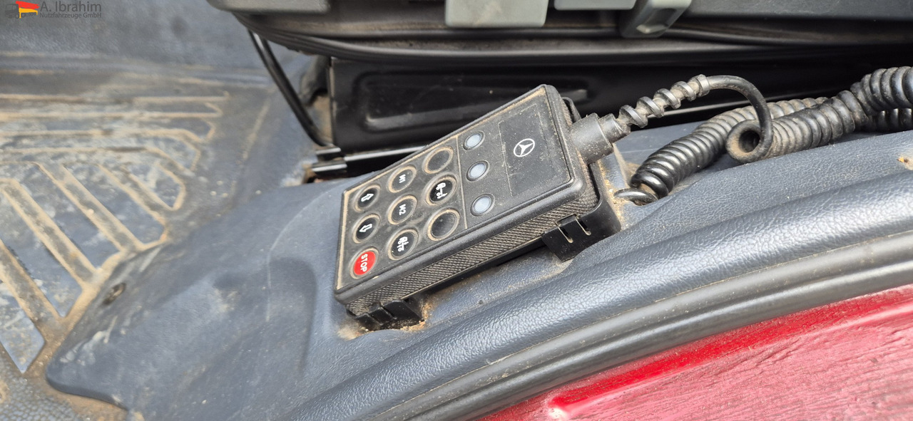 Mercedes-Benz 823 LBW | Radstand 4900 mm | 7.2 m Pritsche Klima | 3 Pedals - כלי רכב מסחרי עם וילונות צד: תמונה 5 Mercedes-Benz 823 LBW | Radstand 4900 mm | 7.2 m Pritsche Klima | 3 Pedals - כלי רכב מסחרי עם וילונות צד: תמונה 5