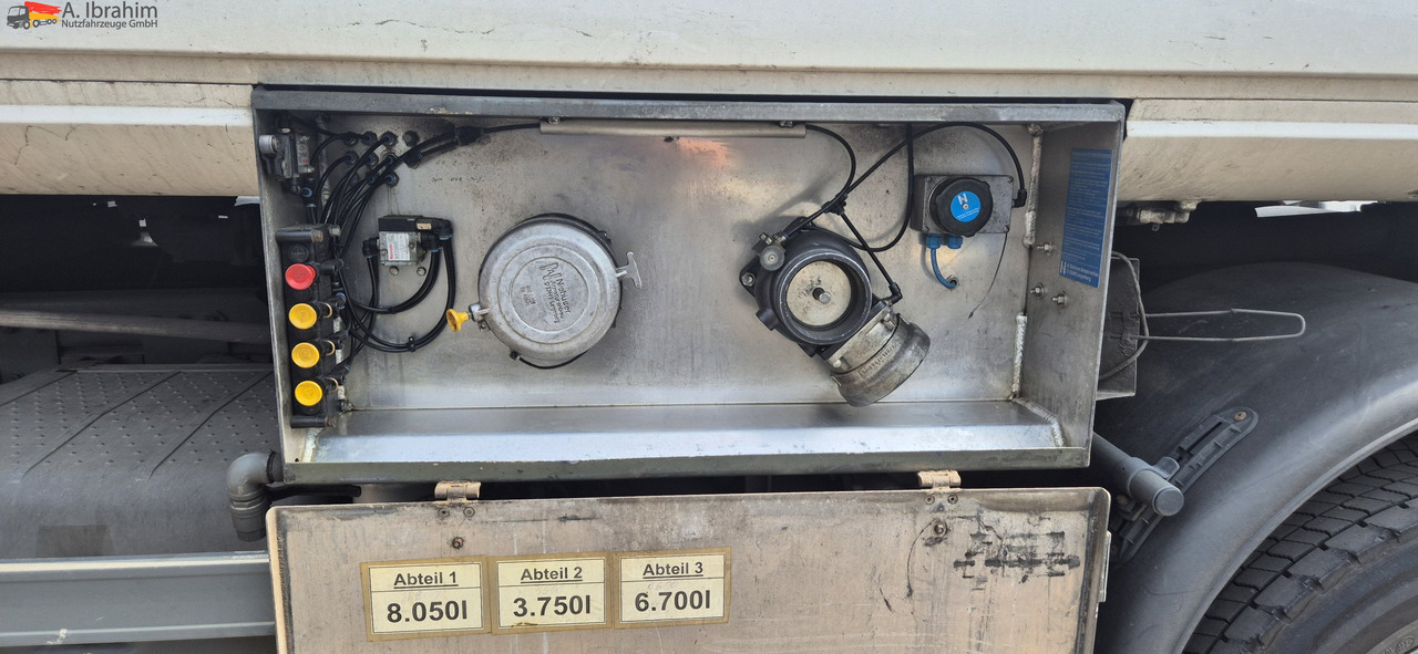 Mercedes-Benz Actros 2536 L 3 Kammern, 19500 L, mp3, Oben Unten Befüllung - משאית מכל: תמונה 5 Mercedes-Benz Actros 2536 L 3 Kammern, 19500 L, mp3, Oben Unten Befüllung - משאית מכל: תמונה 5