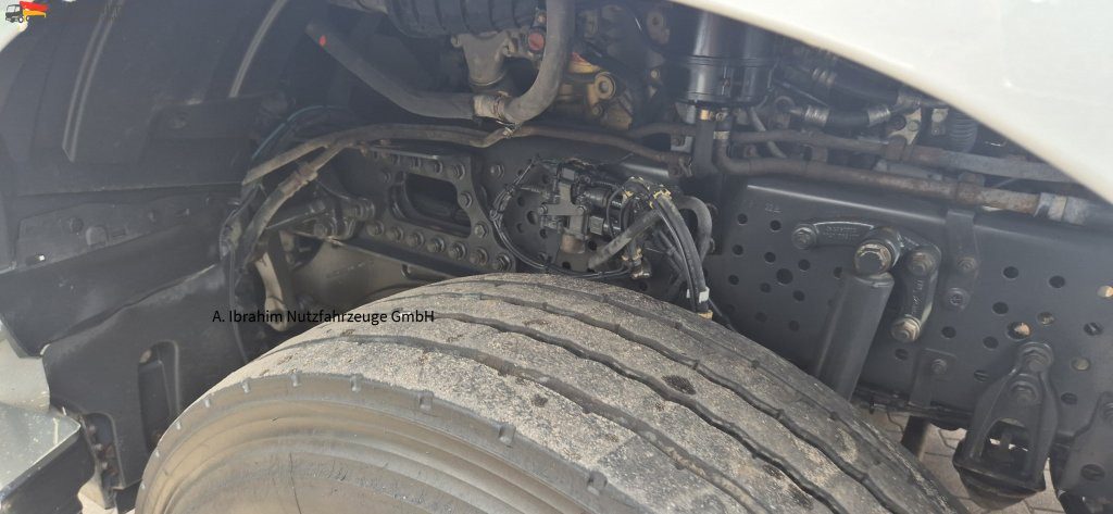 Mercedes-Benz DB 1842H 4x4 Hydrodrive Scheckheft bei Mercedes - יחידת טרקטור: תמונה 5 Mercedes-Benz DB 1842H 4x4 Hydrodrive Scheckheft bei Mercedes - יחידת טרקטור: תמונה 5