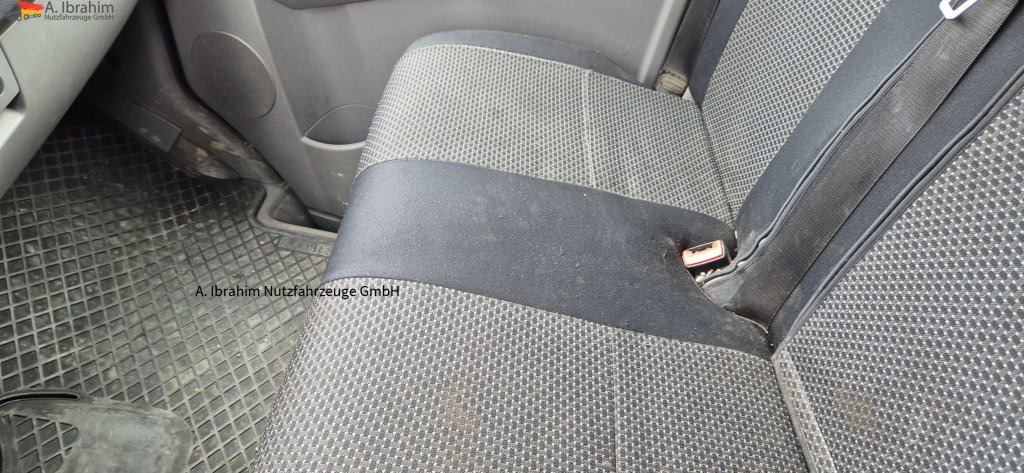 Mercedes-Benz DB 313 Sprinter Werstatt, Service, einsatzbereit ATM mit ca. 160 tkm - כלי רכב מסחרי קטן: תמונה 3 Mercedes-Benz DB 313 Sprinter Werstatt, Service, einsatzbereit ATM mit ca. 160 tkm - כלי רכב מסחרי קטן: תמונה 3