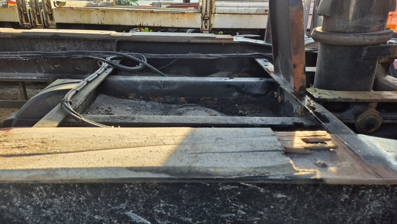 Riepe RHKSA 24 Hinterkipper, seitl. Klappen Zustand gut - סמיטריילר עם מזהיר: תמונה 5 Riepe RHKSA 24 Hinterkipper, seitl. Klappen Zustand gut - סמיטריילר עם מזהיר: תמונה 5