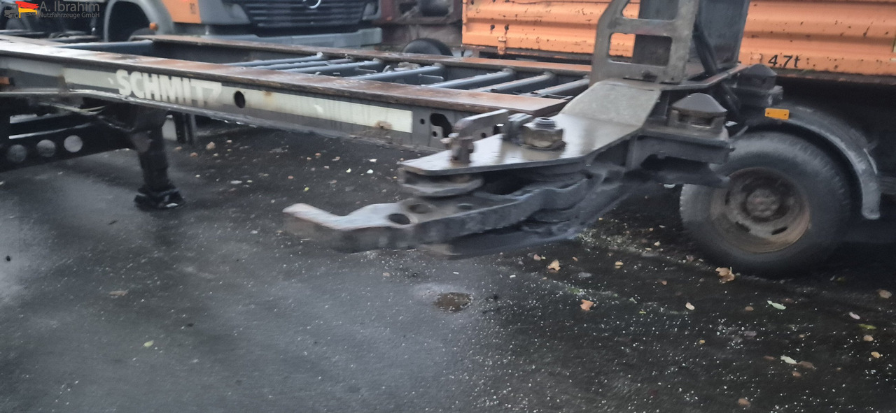 Schmitz SCF24 2x20,30,40,45 ft Multichassis, ausziehbar - סמיטריילר מוביל מכולות/ החלפת גוף: תמונה 2 Schmitz SCF24 2x20,30,40,45 ft Multichassis, ausziehbar - סמיטריילר מוביל מכולות/ החלפת גוף: תמונה 2
