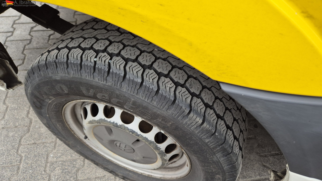 VW Crafter 2.5 Diesel Zustand gut - כלי רכב מסחרי עם לוח: תמונה 5 VW Crafter 2.5 Diesel Zustand gut - כלי רכב מסחרי עם לוח: תמונה 5