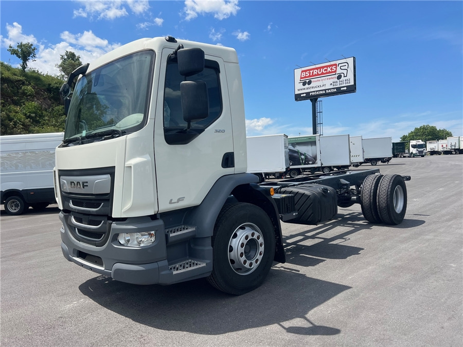DAF LF320 NEW/ONLY COC - משאית עם שלדת תא: תמונה 1 DAF LF320 NEW/ONLY COC - משאית עם שלדת תא: תמונה 1