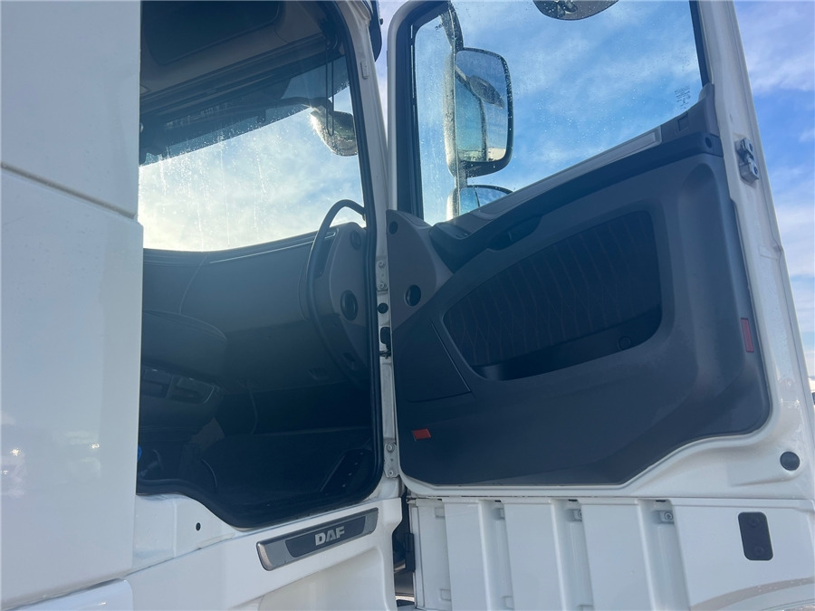 יחידת טרקטור DAF XF 530 Retarder / Airparkoll: תמונה 15 יחידת טרקטור DAF XF 530 Retarder / Airparkoll: תמונה 15