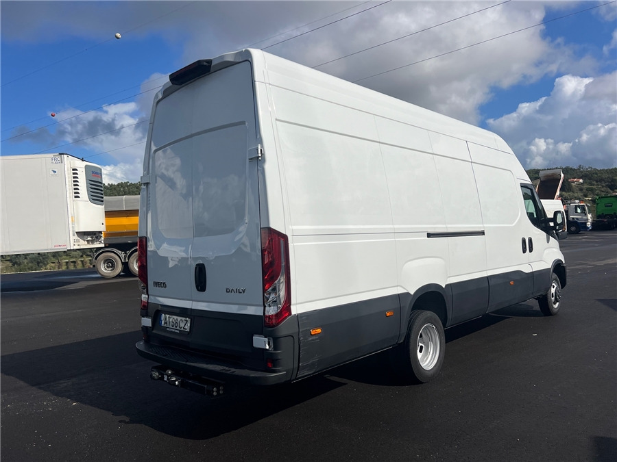 Iveco 35C16 - כלי רכב מסחרי עם לוח: תמונה 4 Iveco 35C16 - כלי רכב מסחרי עם לוח: תמונה 4