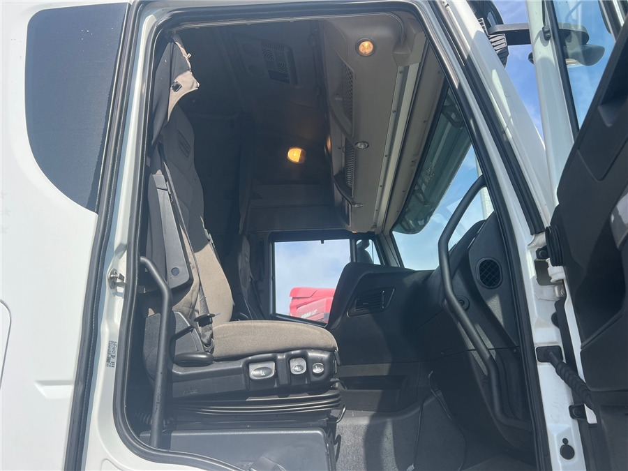 יחידת טרקטור Iveco AS440S46T/P: תמונה 13
