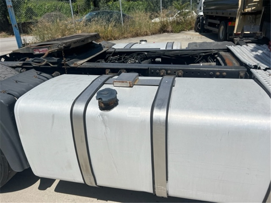 יחידת טרקטור MAN TGA18.460: תמונה 13
