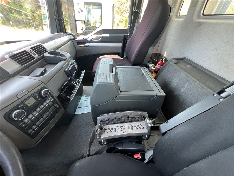 משאית צד נופל/ שטוחה, משאית מנוף MAN TGS 26/400: תמונה 16