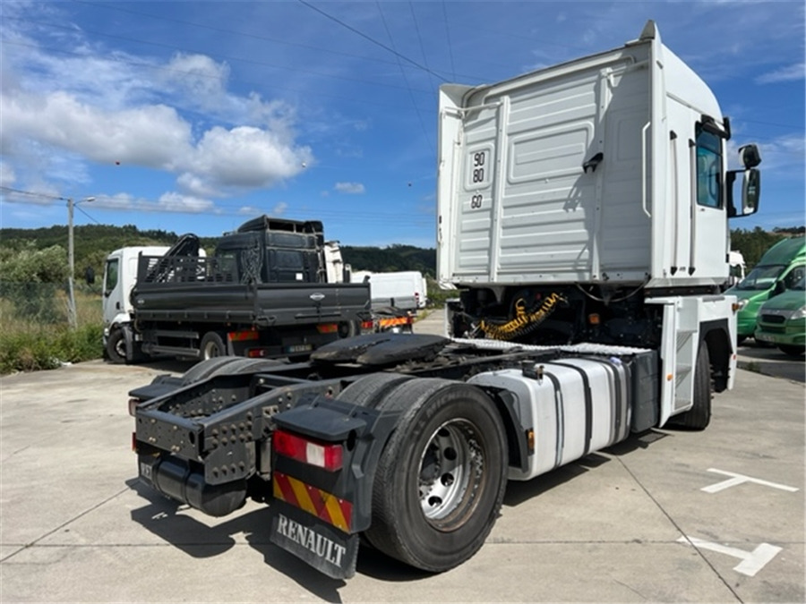 Renault AE 480 - יחידת טרקטור: תמונה 3 Renault AE 480 - יחידת טרקטור: תמונה 3