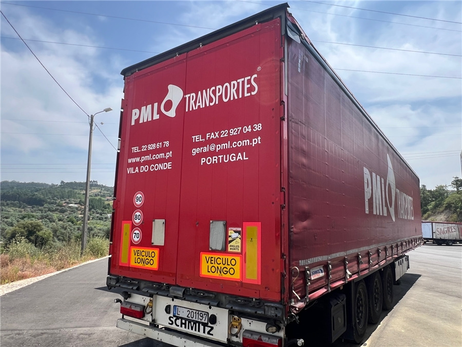 SCHMITZ CARGOBULL SCB-S3T TETO ELEVAR - סמיטריילר עם וילונות צד: תמונה 4 SCHMITZ CARGOBULL SCB-S3T TETO ELEVAR - סמיטריילר עם וילונות צד: תמונה 4