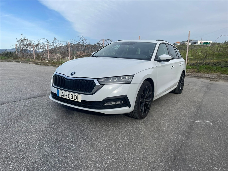 SKODA OCTAVIA - מכונית: תמונה 2 SKODA OCTAVIA - מכונית: תמונה 2