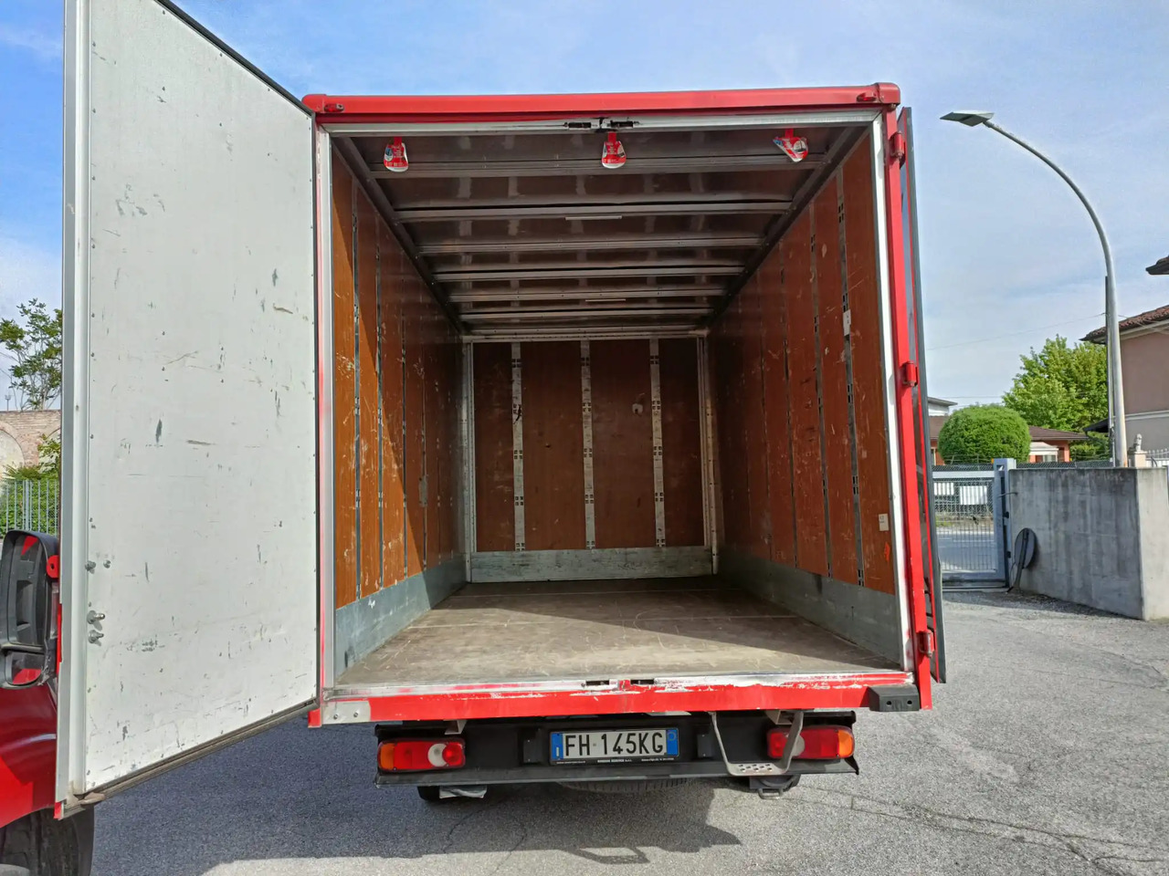 FIAT DUCATO BOX - כלי רכב מסחרי עם תיבה: תמונה 4 FIAT DUCATO BOX - כלי רכב מסחרי עם תיבה: תמונה 4