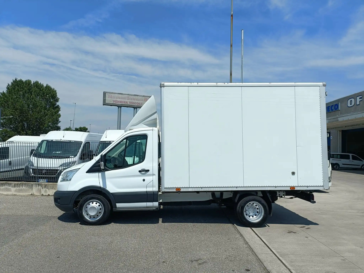 FORD TRANSIT FURGONATO BOX - כלי רכב מסחרי עם תיבה: תמונה 5 FORD TRANSIT FURGONATO BOX - כלי רכב מסחרי עם תיבה: תמונה 5