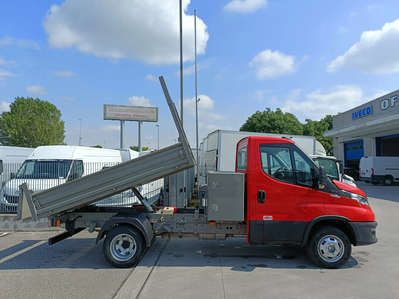 IVECO DAILY 35C12 RIBALTABILE - כלי רכב מסחרי מזהיר: תמונה 4 IVECO DAILY 35C12 RIBALTABILE - כלי רכב מסחרי מזהיר: תמונה 4