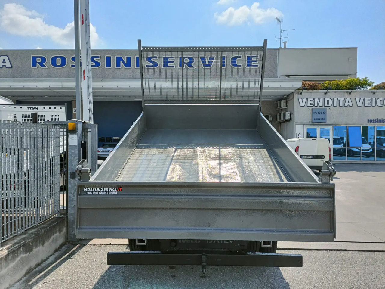 IVECO DAILY 35C12 RIBALTABILE - כלי רכב מסחרי מזהיר: תמונה 5 IVECO DAILY 35C12 RIBALTABILE - כלי רכב מסחרי מזהיר: תמונה 5