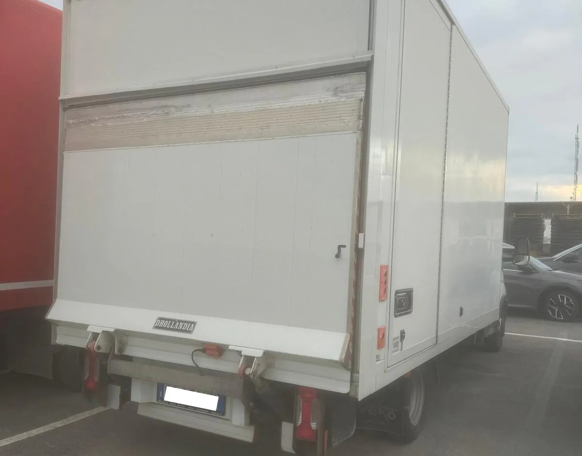 IVECO DAILY 35C14 - כלי רכב מסחרי עם תיבה: תמונה 2 IVECO DAILY 35C14 - כלי רכב מסחרי עם תיבה: תמונה 2