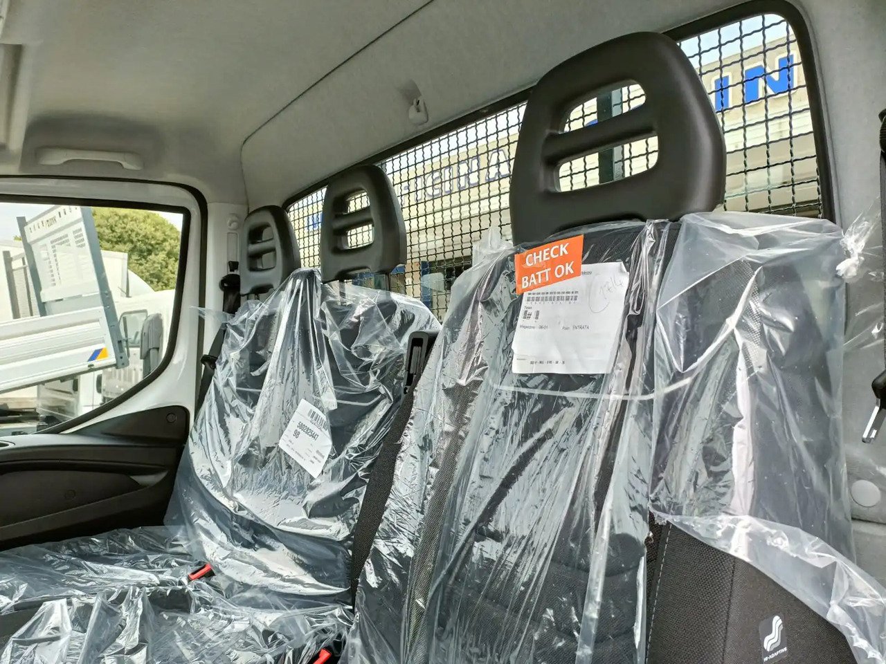 הַחכָּרָה  IVECO DAILY 35C16 3000 cc KM 0 IVECO DAILY 35C16 3000 cc KM 0: תמונה 12